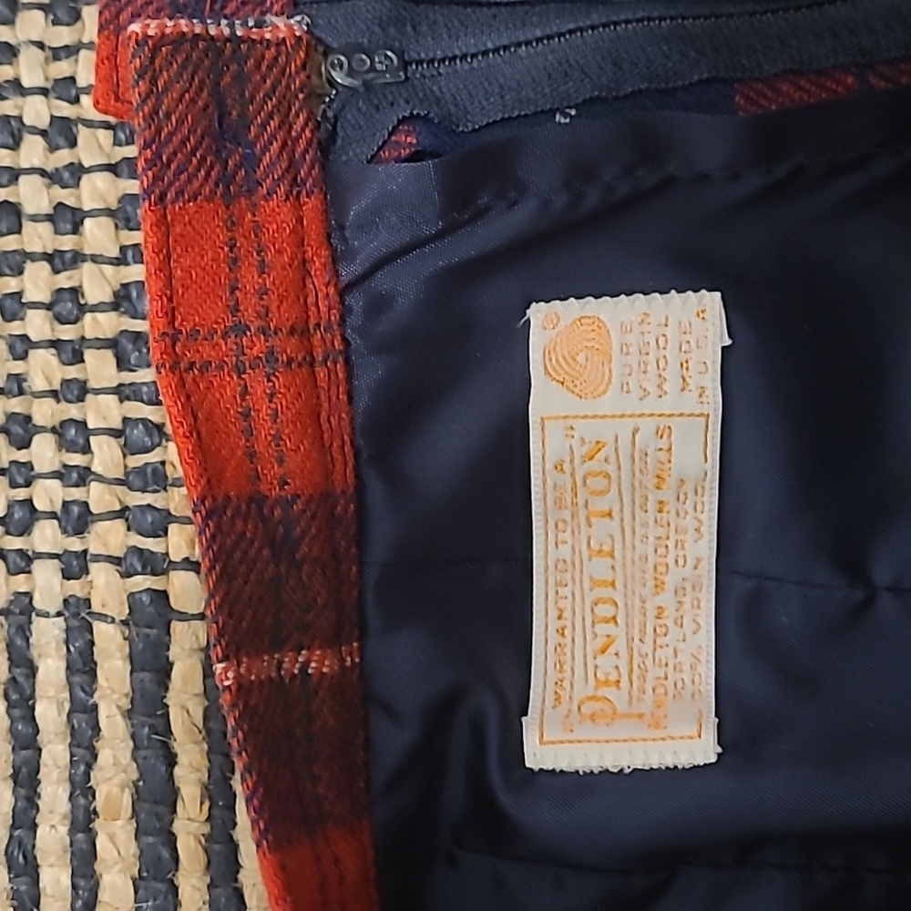 VINTAGE PENDLETON PLAID WOOL SKIRT SUIT - Picture 14 of 15